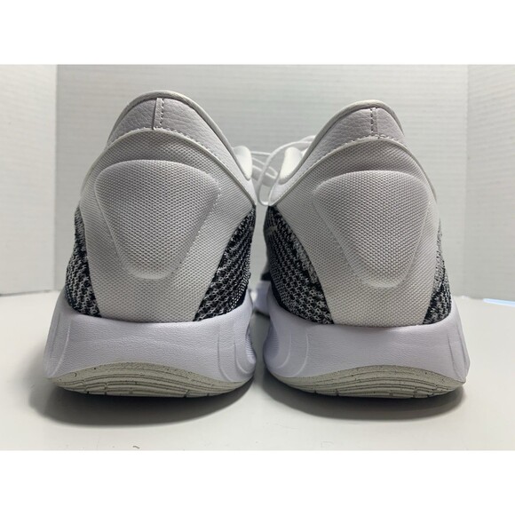 Nike GT Hustle Academy White Wolf Grey FJ7791-100 Men Shoe Size 13 US - Picture 5 of 11